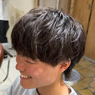 ショート カラー パーマ ヘアアレンジ メンズ 新宿のパーマ職人/ メンズパーマ/石見のヘアスタイル