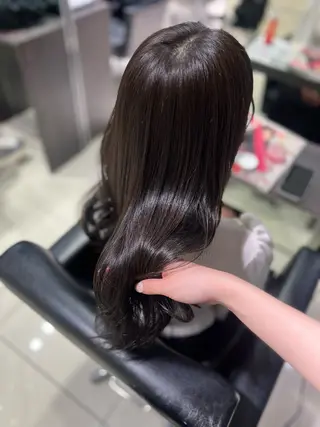 ロング カラー レイヤー×艶髪🤎. 𝜗𝜚hitomiのヘアスタイル