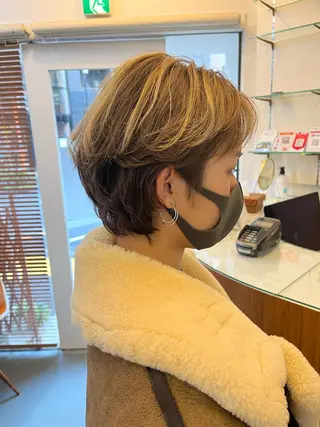 ショート カラー 代表　土屋ヒロユキ ショートカットのヘアスタイル