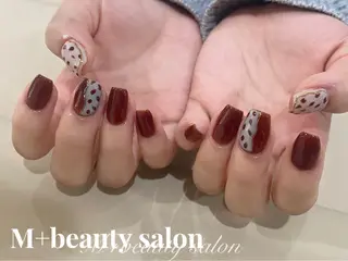 ネイル M+  Beauty Salonのネイルデザイン