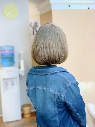 ミディアム カラー 左藤 翔平のヘアスタイル