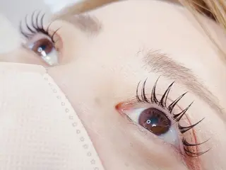 マツエク・マツパ DIANE  NA tomoの眉毛・アイブロウイメージ