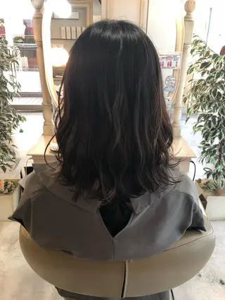 セミロング デザインカラー🎨 下北沢 / 磯部のヘアスタイル