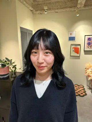 セミロング カラー HANAME 原宿美容室のヘアスタイル