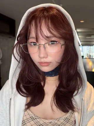 ミディアム Cocona 🦤 /ブリーチ/艶カラーのヘアスタイル