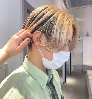 カラー ブリーチカラー×艶 🍨mihoのヘアスタイル