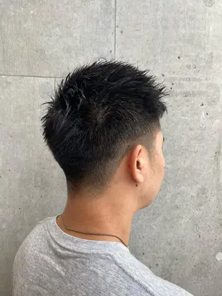 メンズ な つのヘアスタイル