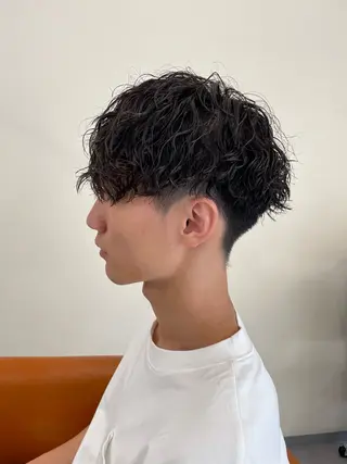 パーマ メンズ 大阪美容師 井上智博のヘアスタイル