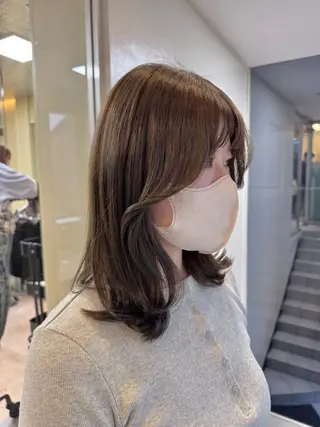 ショート カラー ナチュラルでかわいい ヘアデザインのヘアスタイル