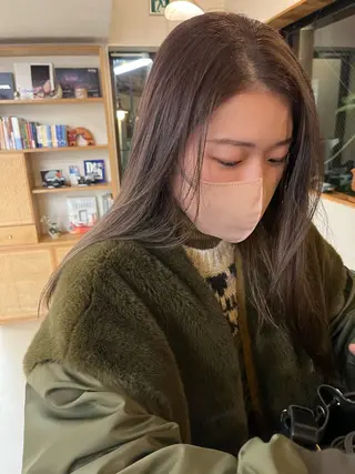 セミロング カラー 宇野澤 銘のヘアスタイル