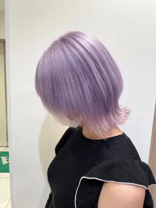 ミディアム カラー 小林 楓香のヘアスタイル
