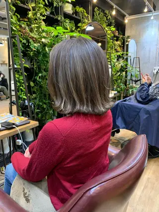 ミディアム カラー 安達 俊亮のヘアスタイル