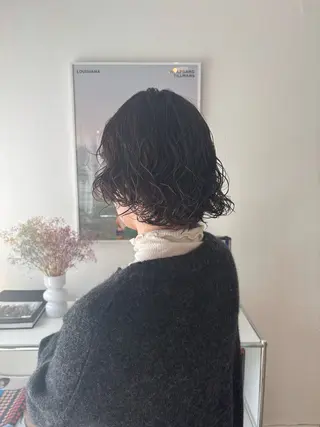 ショート パーマ nari ☺︎ ボブ/透明感カラーのヘアスタイル