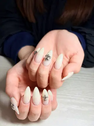 ネイル I pinknail 韓国風·持ち込み専門のネイルデザイン