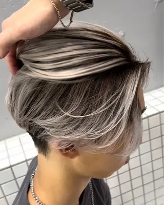 カラー メンズ レディースカット いからしゆうたのヘアスタイル