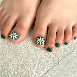 ネイル Nailist Ainaのネイルデザイン