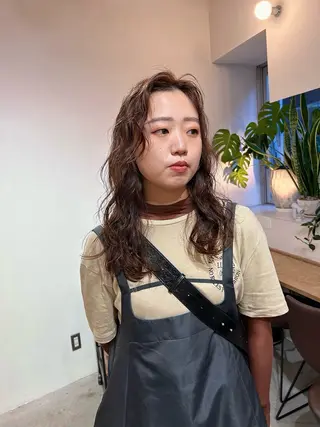 ロング パーマ みうら ありさのヘアスタイル