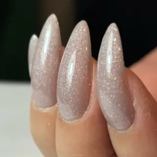 ネイル Cure.美爪育成 salon 岡澤のネイルデザイン