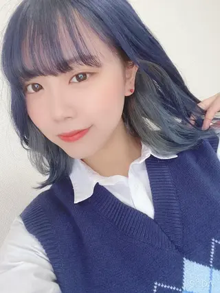 ミディアム タカツド ユウキのヘアスタイル