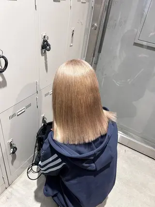 カラー 透明感ベージュ🤎 ナチュラルレイヤーのヘアスタイル