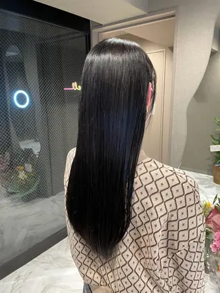 ロング カラー さと ちはるのヘアスタイル