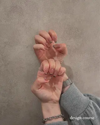 ネイル MONICA_ HANEのネイルデザイン
