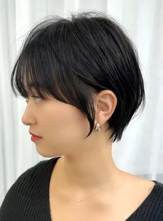 ショート ショートヘア くすみカラー、大場猛のヘアスタイル