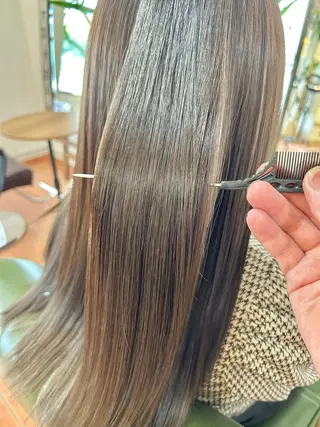 ロング カラー 石井 佑樹のヘアスタイル