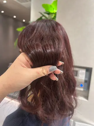 ミディアム カラー SALOWIN 新宿三丁目me+所属・レイヤー/ボブ/ パーマ/HARUKAのヘアスタイル