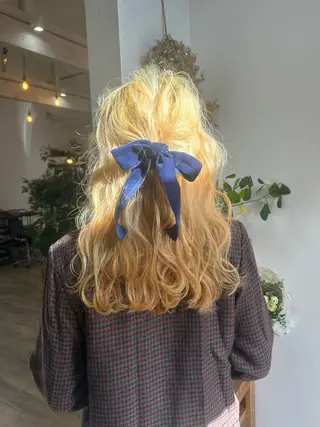 ミディアム 久保 璃々花のヘアスタイル