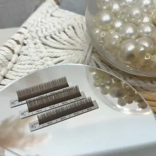 EYELA💋奥 脇のマツエク・マツパデザイン