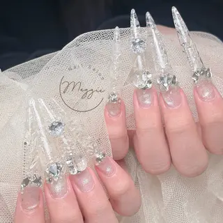 ネイル Maggie Nail🦩のネイルデザイン