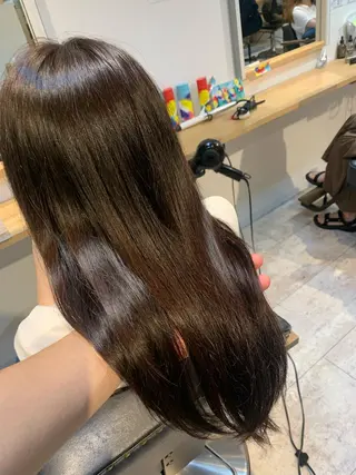 カラー 山本 舜也のヘアスタイル