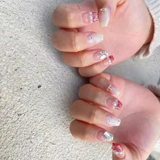 ミディアム ネイル ✴︎ Delightのネイルデザイン