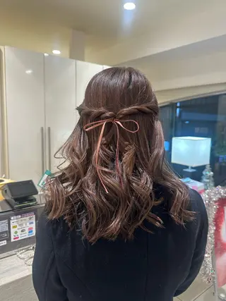 ロング カラー ヘアアレンジ タイトボブ個性派カラ ーAKANEのヘアスタイル