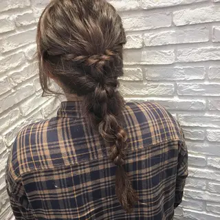 ロング カラー ヘアアレンジ 鈴木 麻希のヘアスタイル