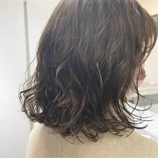 ミディアム パーマ ショートヘア / 星野菜月のヘアスタイル