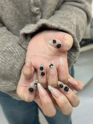 ネイル Elegancia. Hiromiのネイルデザイン