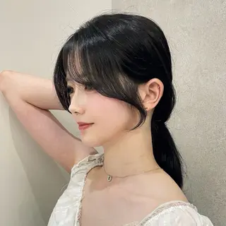 セミロング ハッシュカット🖤✨ 顔周り/韓国ヘアのヘアスタイル