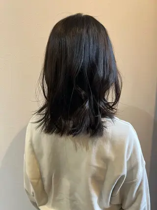 ミディアム cyan Amiのヘアスタイル