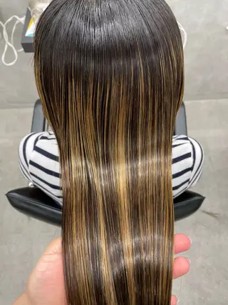 ロング すぐ巻ける縮毛矯正 🍀勝倉　麗のヘアスタイル