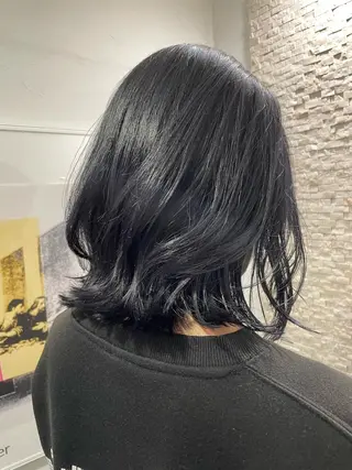 ミディアム カラー 平 ちひろのヘアスタイル