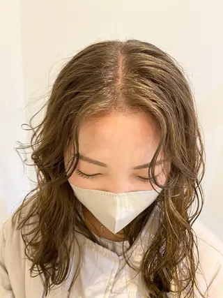 ミディアム カラー 砂原 ひよりのヘアスタイル