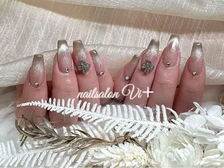 ネイル ✨Nailsalon Vi+✨のネイルデザイン