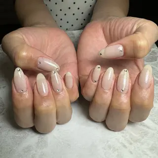 ネイル 里見 麗のネイルデザイン