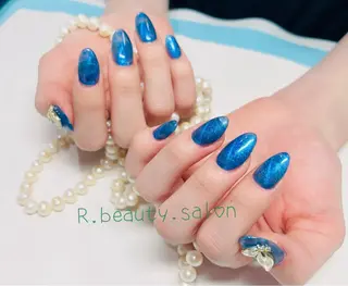 ネイル R.beauty サロンのネイルデザイン
