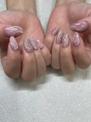 ミディアム Nonche 大阪梅田店のネイルデザイン