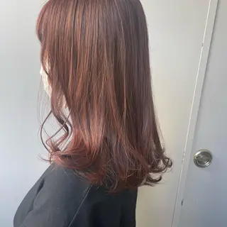 カラー ブリーチ縮毛矯正加藤 赤み無し透明感ヘアのヘアスタイル