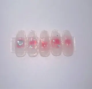 ネイル パーツ全部¥110 サロンミミのネイルデザイン