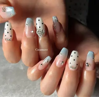 ネイル Minako 【Charmant】のネイルデザイン